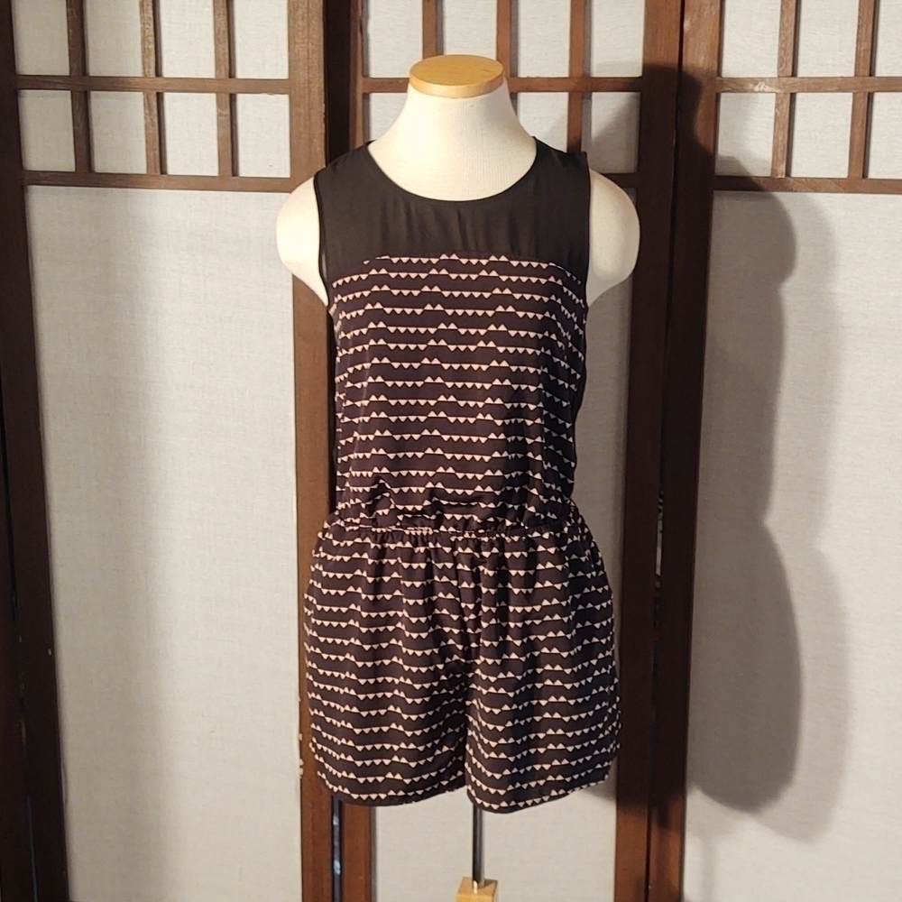 One Clothing Tan Triangle Print Black Romper with Sheer Back Sz S